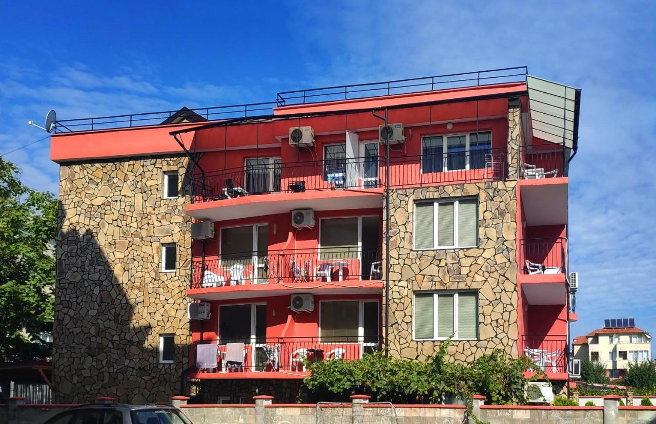 Sineva Guest House Ravda Exterior foto